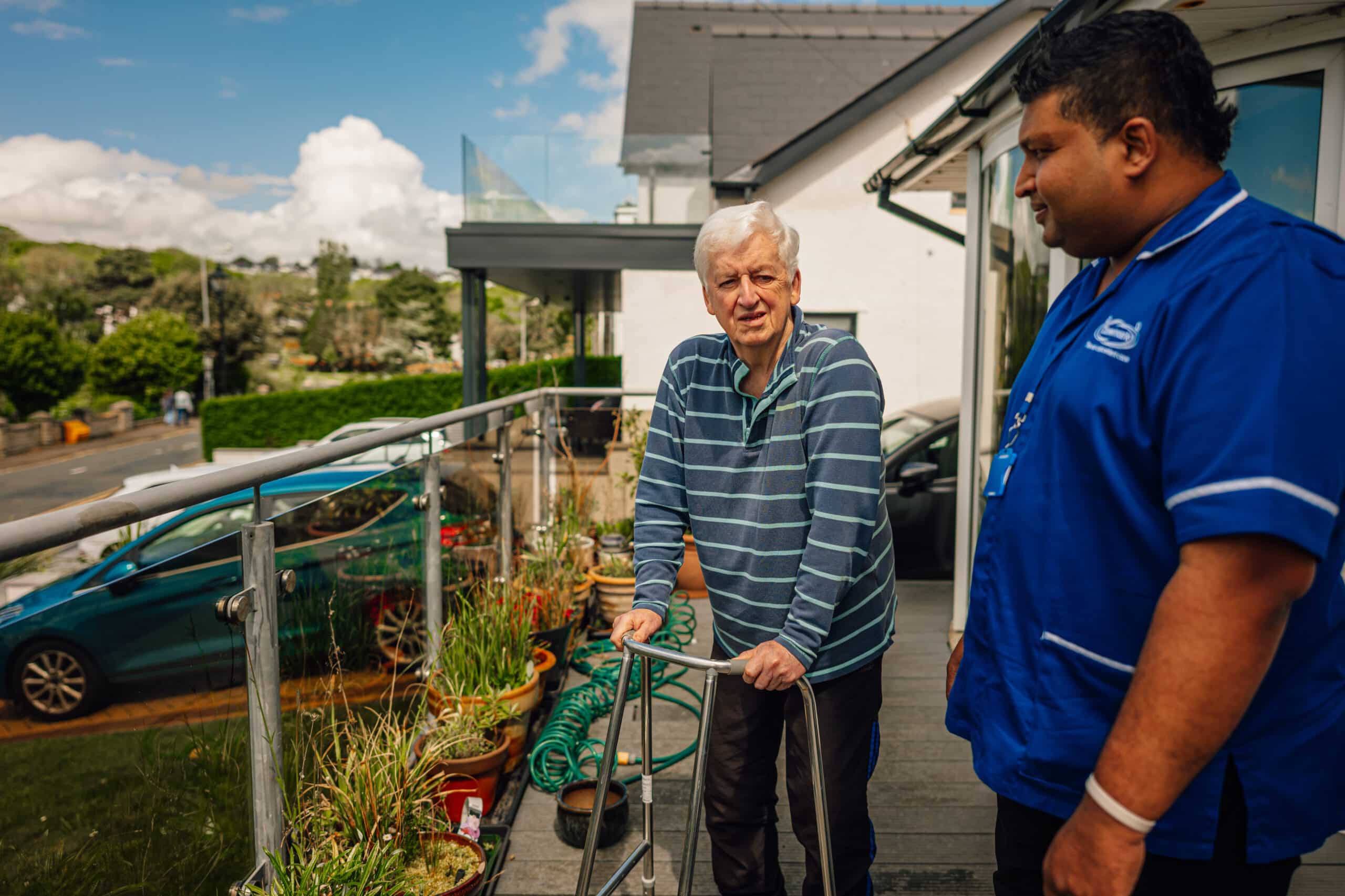 Caring for Someone with Advanced Dementia at Home