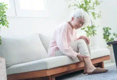 swollen ankles in elderly