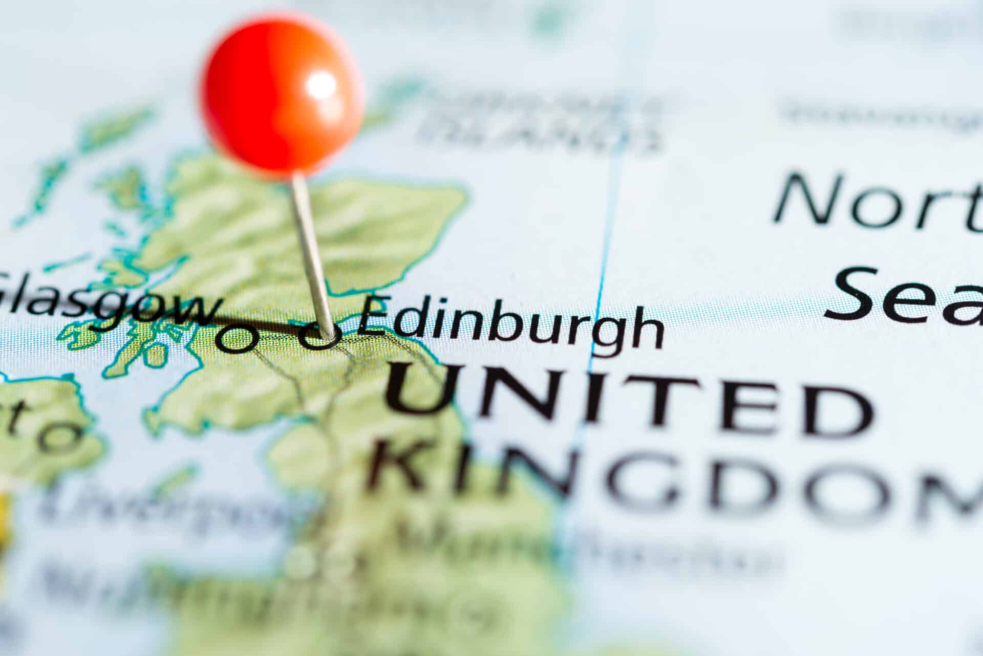 Map pin marking Edinburgh, Scotland, to illustrate franchises in Scotland and Caremark’s growing presence
