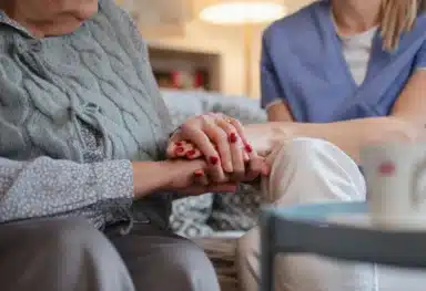 benefits of live-in care jobs
